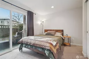 926 N 96th St, Seattle, WA 98103 - Photo 15