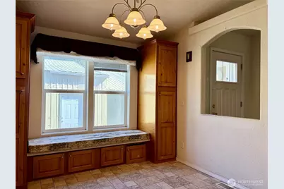 213 W Locust Street, Coulee City, WA 99115 - Photo 3