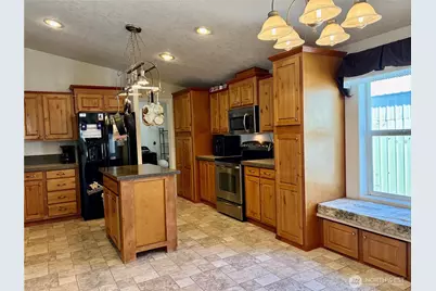 213 W Locust Street, Coulee City, WA 99115 - Photo 7