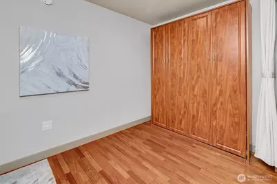 10650 NE 9th Place #422, Bellevue, WA 98004 - Photo 23