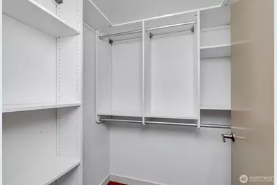 10650 NE 9th Place #422, Bellevue, WA 98004 - Photo 17