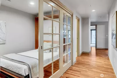 10650 NE 9th Place #422, Bellevue, WA 98004 - Photo 21