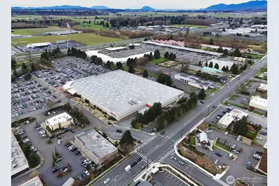 1760 S Burlington Boulevard, Burlington, WA 98233 - Photo 17