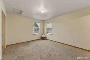 15 SW 13th St, College Place, WA 99324 - Photo 9