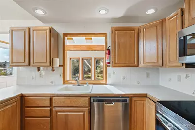 628 Weatherwax Loop NE, Ocean Shores, WA 98569 - Photo 9