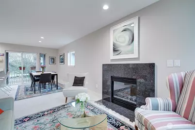 215 20th Avenue E #307, Seattle, WA 98112 - Photo 3