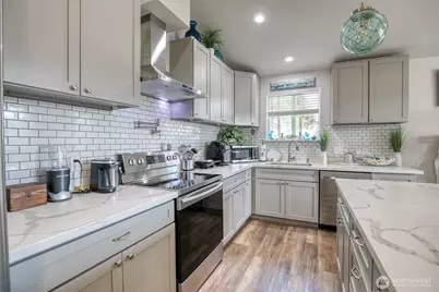 247 Fisher Avenue NE, Ocean Shores, WA 98569 - Photo 5