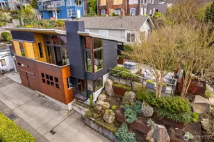 810 W Lee, Seattle, WA 98119 - Photo 27