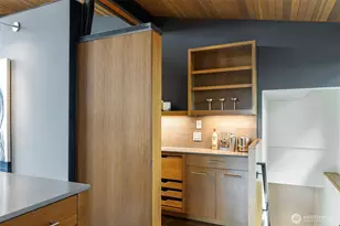 810 W Lee, Seattle, WA 98119 - Photo 11