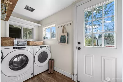 1216 Pine Avenue NE, Olympia, WA 98506 - Photo 9