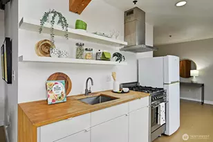 1505 11th Ave, Seattle, WA 98122 - Photo 9