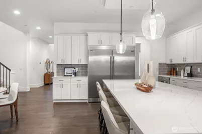 13707 NE 133rd Place, Kirkland, WA 98034 - Photo 11