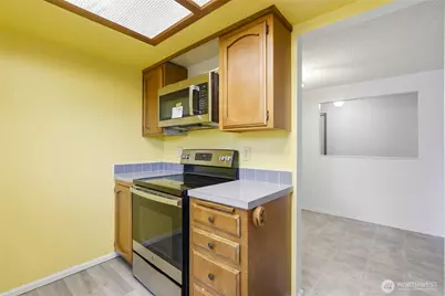 820 Cady Road #H101, Everett, WA 98203 - Photo 9