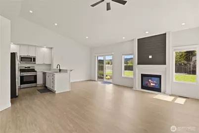 8401 152nd Avenue E, Puyallup, WA 98372 - Photo 11