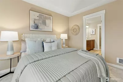 909 4th Avenue NE, Issaquah, WA 98029 - Photo 17