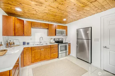 234 SW 208th Street, Normandy Park, WA 98166 - Photo 9