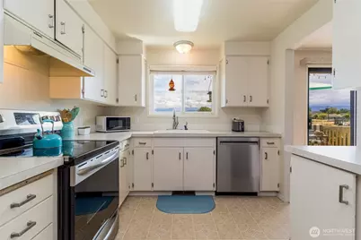 1192 Lancer Drive Drive, Walla Walla, WA 99362 - Photo 5