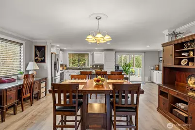 901 SW Barrington Drive, Oak Harbor, WA 98277 - Photo 11