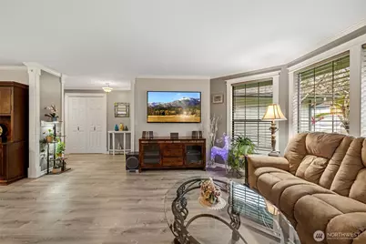 901 SW Barrington Drive, Oak Harbor, WA 98277 - Photo 9