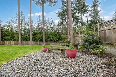 901 SW Barrington Drive, Oak Harbor, WA 98277 - Photo 31