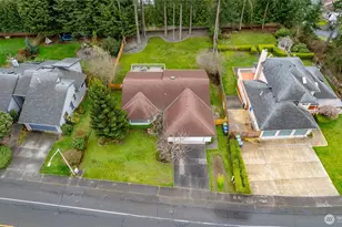 901 SW Barrington Dr, Oak Harbor, WA 98277 - Photo 5