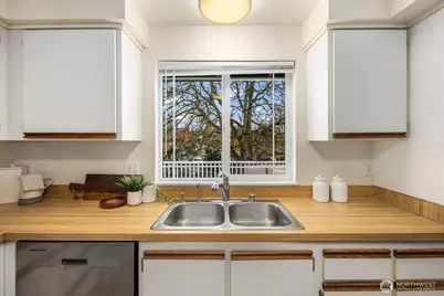 12915 SE 164th Street, Renton, WA 98058 - Photo 7