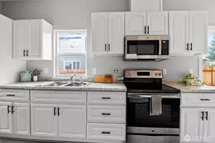 2415 Cedar St, Everett, WA 98201 - Photo 11