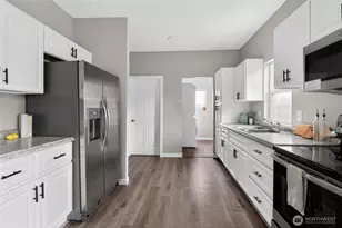 2415 Cedar St, Everett, WA 98201 - Photo 11
