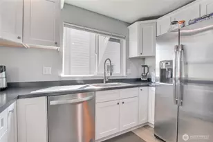 1430 SW 352nd Ct, Federal Way, WA 98023 - Photo 11
