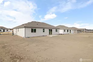 215 Lessor Loop, Moses Lake, WA 98837 - Photo 23
