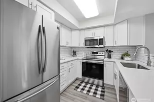 12703 NE 129th Ct, Kirkland, WA 98034 - Photo 11