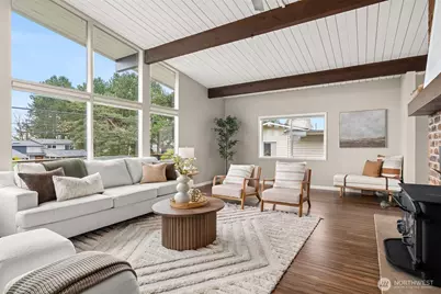 809 N 6th Avenue SW, Tumwater, WA 98512 - Photo 9