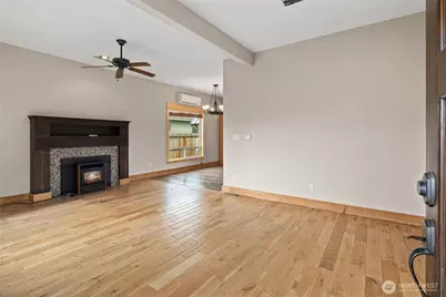 115 E Third Street, Cle Elum, WA 98922 - Photo 3