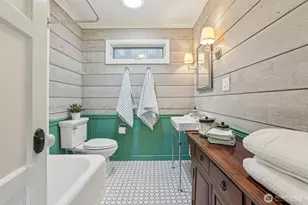 16255 38th Ave NE, Lake Forest Park, WA 98155 - Photo 27