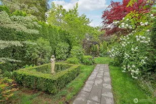 16255 38th Ave NE, Lake Forest Park, WA 98155 - Photo 33