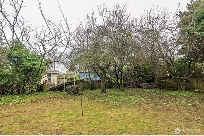 1357 S Shelton Street, Seattle, WA 98108 - Photo 13