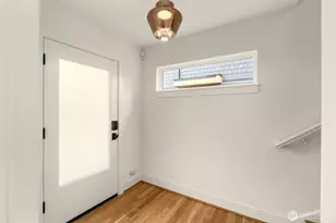 2844 35th Ave W, Seattle, WA 98199 - Photo 5