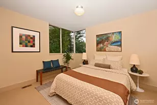 5727 33rd Ave NE, Seattle, WA 98105 - Photo 13