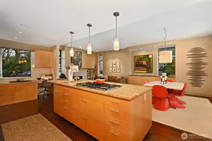 5727 33rd Ave NE, Seattle, WA 98105 - Photo 9