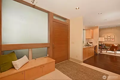 5727 33rd Avenue NE, Seattle, WA 98105 - Photo 5