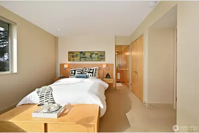 5727 33rd Avenue NE, Seattle, WA 98105 - Photo 15