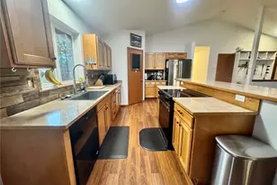 511 364th Street Ct S, Roy, WA 98580 - Photo 3