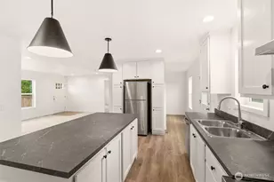 909 N 1st St, Pe Ell, WA 98572 - Photo 9