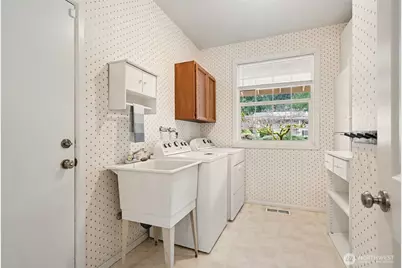 3105 130th Place NE, Bellevue, WA 98005 - Photo 19