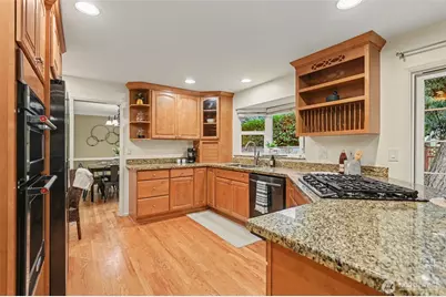 3105 130th Place NE, Bellevue, WA 98005 - Photo 9