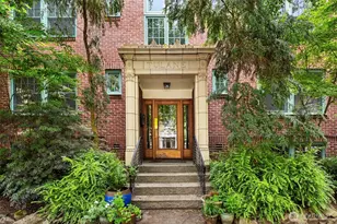 408 Bellevue Ave E, Seattle, WA 98102 - Photo 23