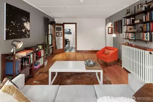 408 Bellevue Ave E, Seattle, WA 98102 - Photo 5