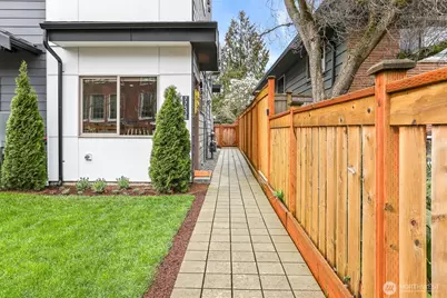 7753 26th Avenue NW #B, Seattle, WA 98117 - Photo 5