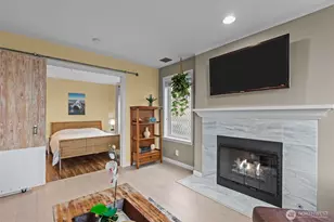 420 Melrose Ave E, Seattle, WA 98102 - Photo 3