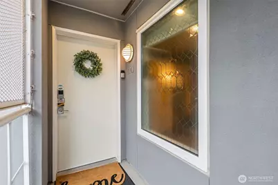 420 Melrose Avenue E #603, Seattle, WA 98102 - Photo 37